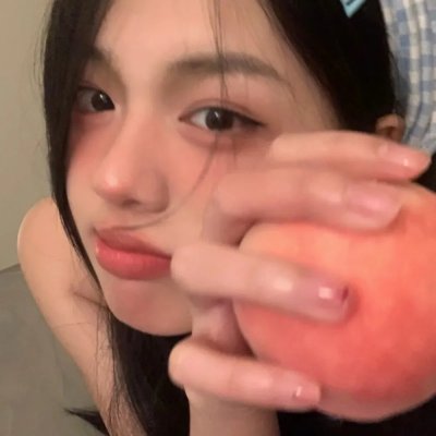怪物少女妮莫娜 海报